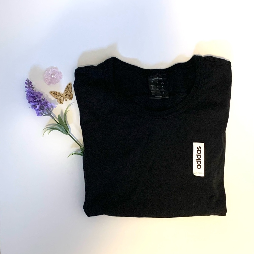 Adidas T-Shirt